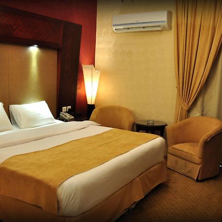 Al Higgi Hotel Janbu Zewnętrze zdjęcie