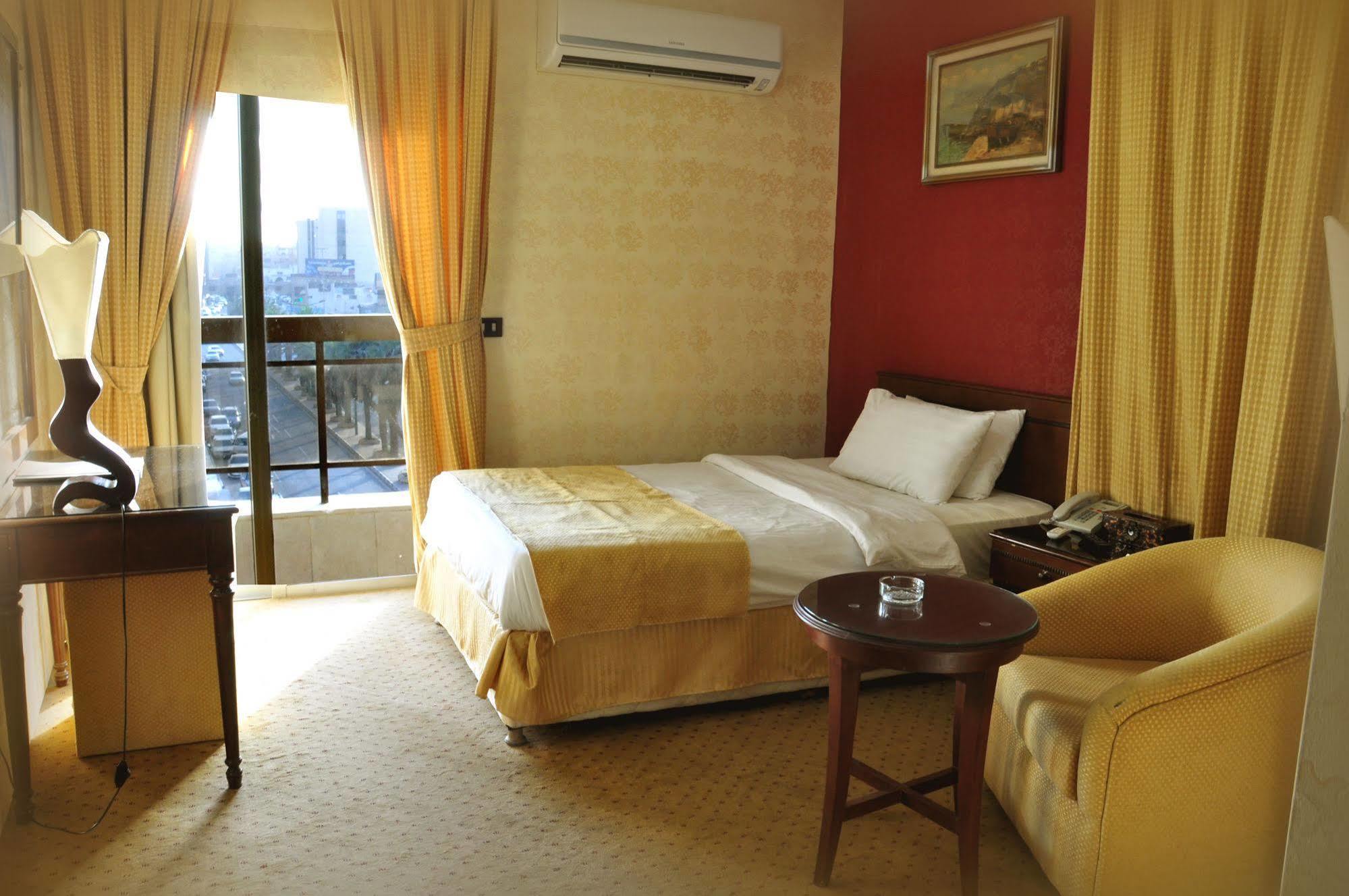 Al Higgi Hotel Janbu Zewnętrze zdjęcie